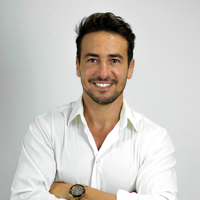 foto hombre sonriendo